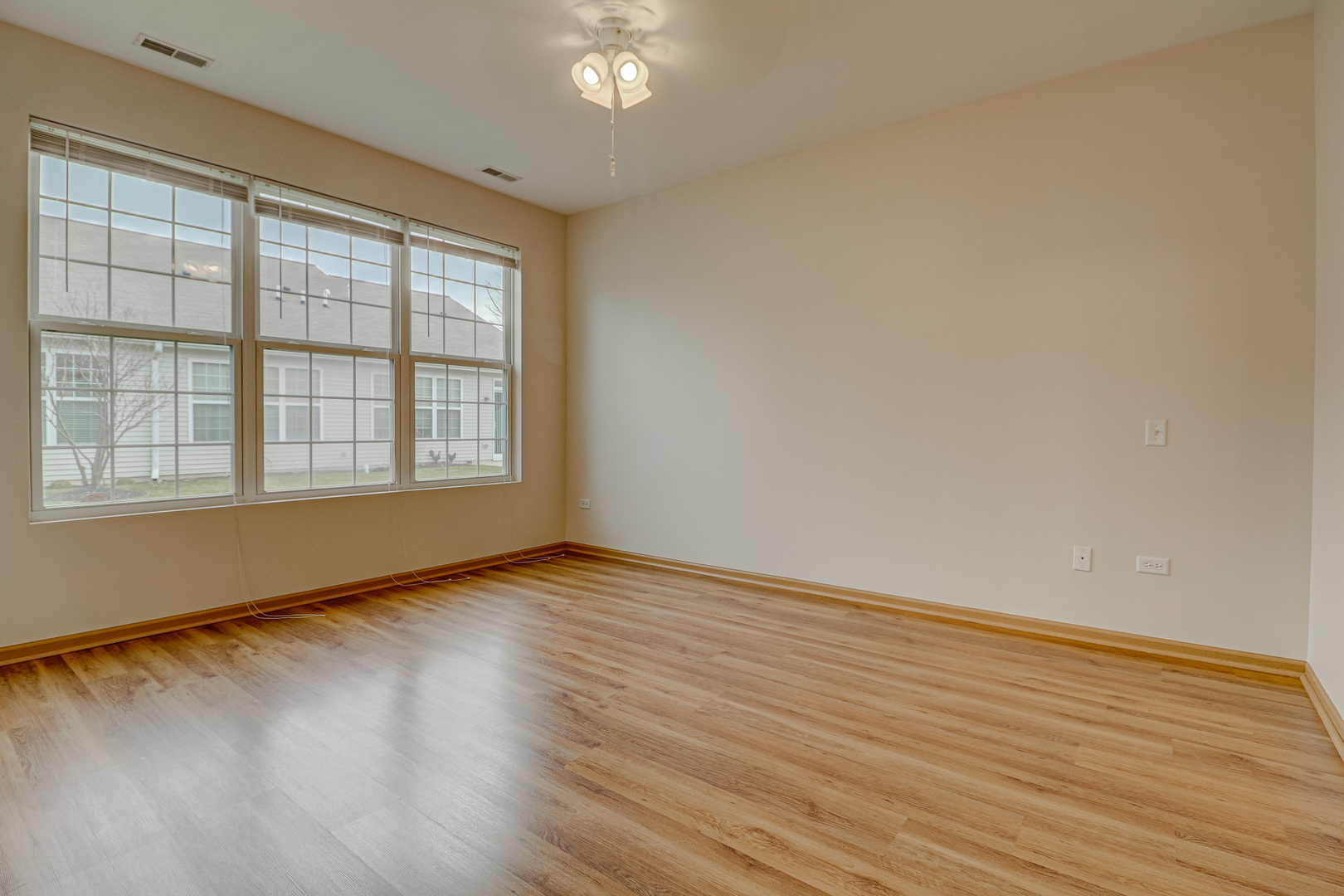 13585 Hemlock Road, Unit 13585 Huntley, IL 60142 - Photo 5 of 12