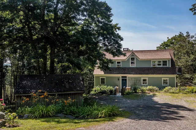 $845,000 | 24 White Tail Drive, Rockport, ME 04856