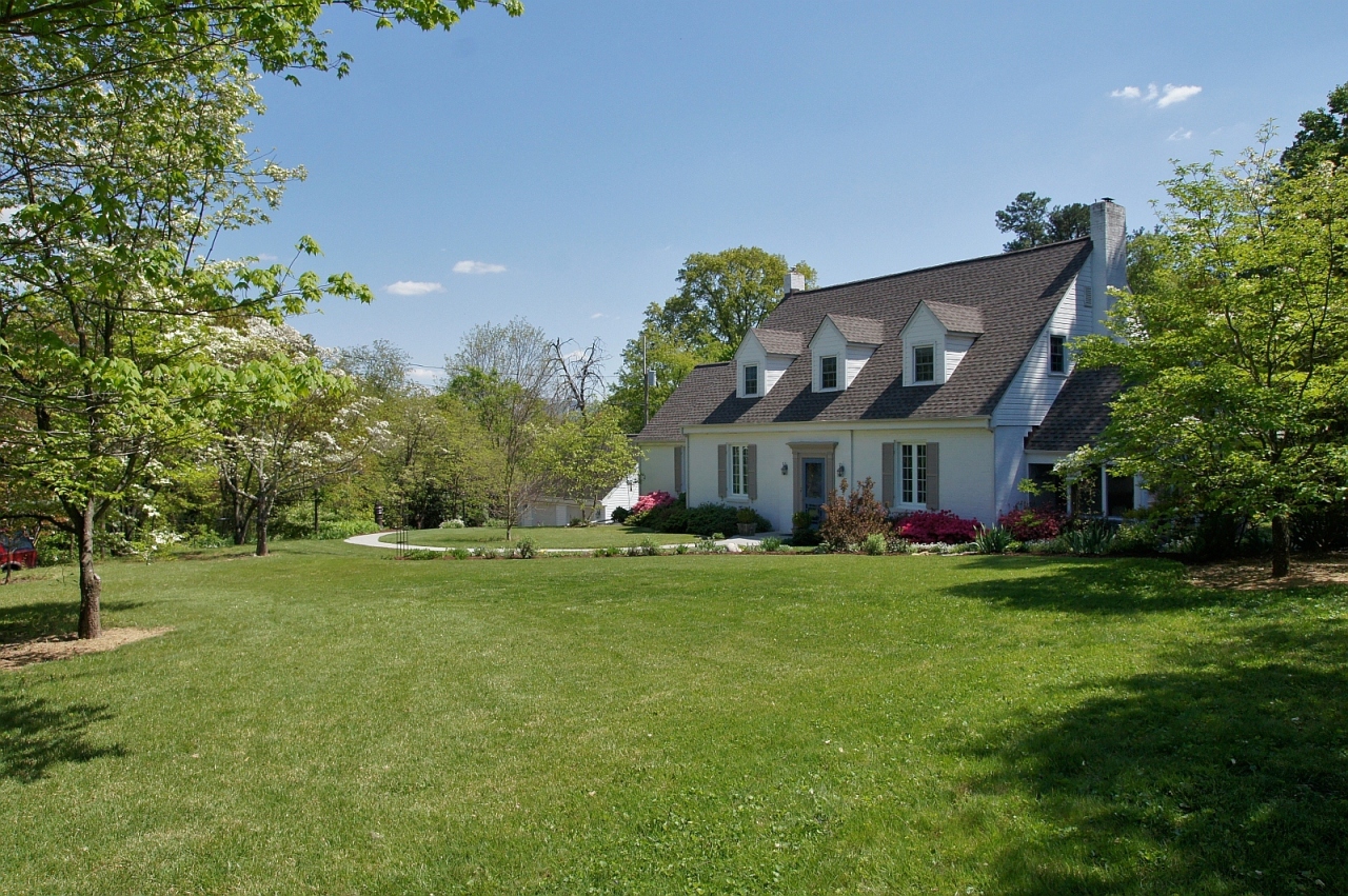 2205 Deyerle Road Southwest Roanoke, VA 24018 - Photo 103 of 103 zzzz