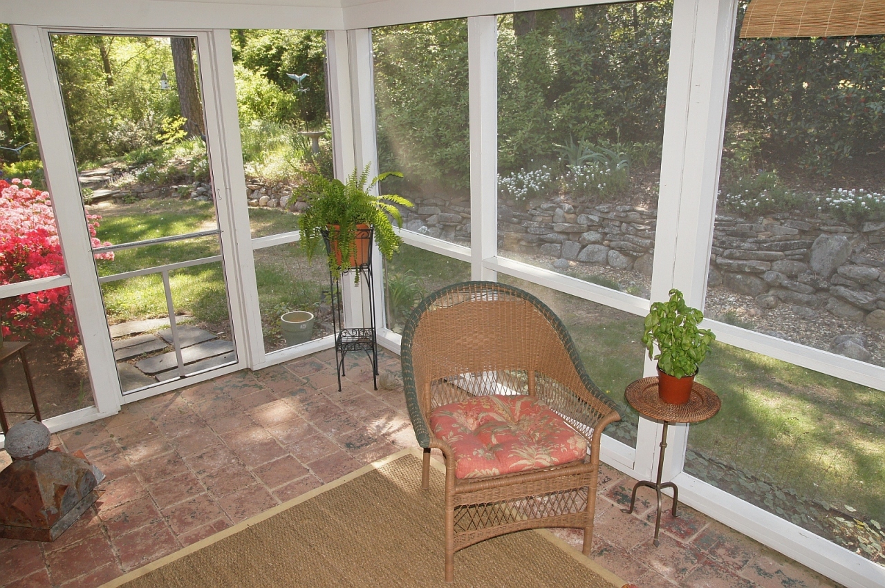 2205 Deyerle Road Southwest Roanoke, VA 24018 - Photo 40 of 103 dsc09017
