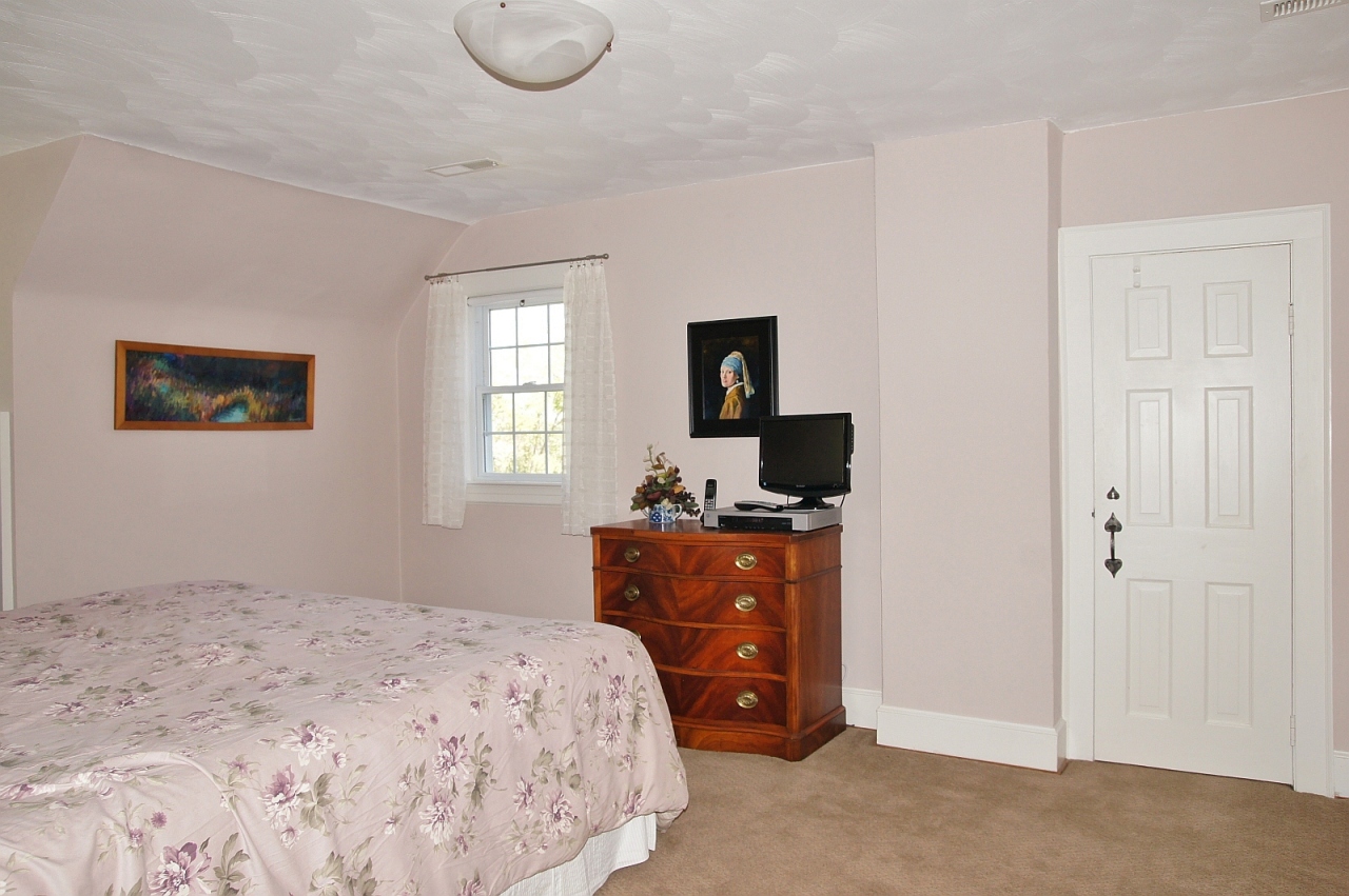 2205 Deyerle Road Southwest Roanoke, VA 24018 - Photo 43 of 103 dsc09022