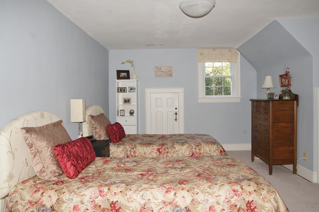 2205 Deyerle Road Southwest Roanoke, VA 24018 - Photo 51 of 103 dsc09036