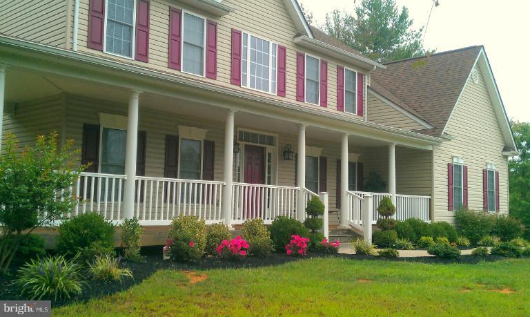 8123 Meetze Road Warrenton, VA 20187 - Photo 1 of 26 Exterior (Front)
