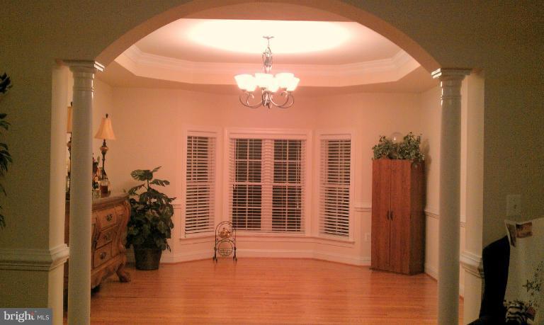 8123 Meetze Road Warrenton, VA 20187 - Photo 16 of 26 Dining Room