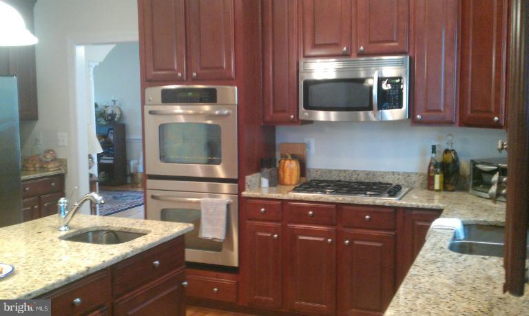 8123 Meetze Road Warrenton, VA 20187 - Photo 6 of 26 Kitchen