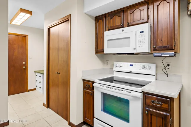 $449,000 | 7945 Ember Crest Trail, Knoxville, TN 37938