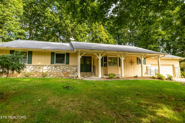 $449,000 | 7945 Ember Crest Trail, Knoxville, TN 37938