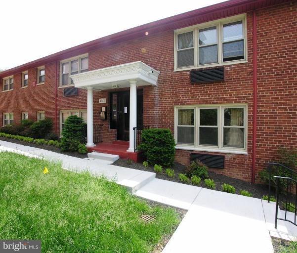 4641 20th Road North, Unit 6 Arlington, VA 22207 - Photo 1 of 6 Exterior (Main)