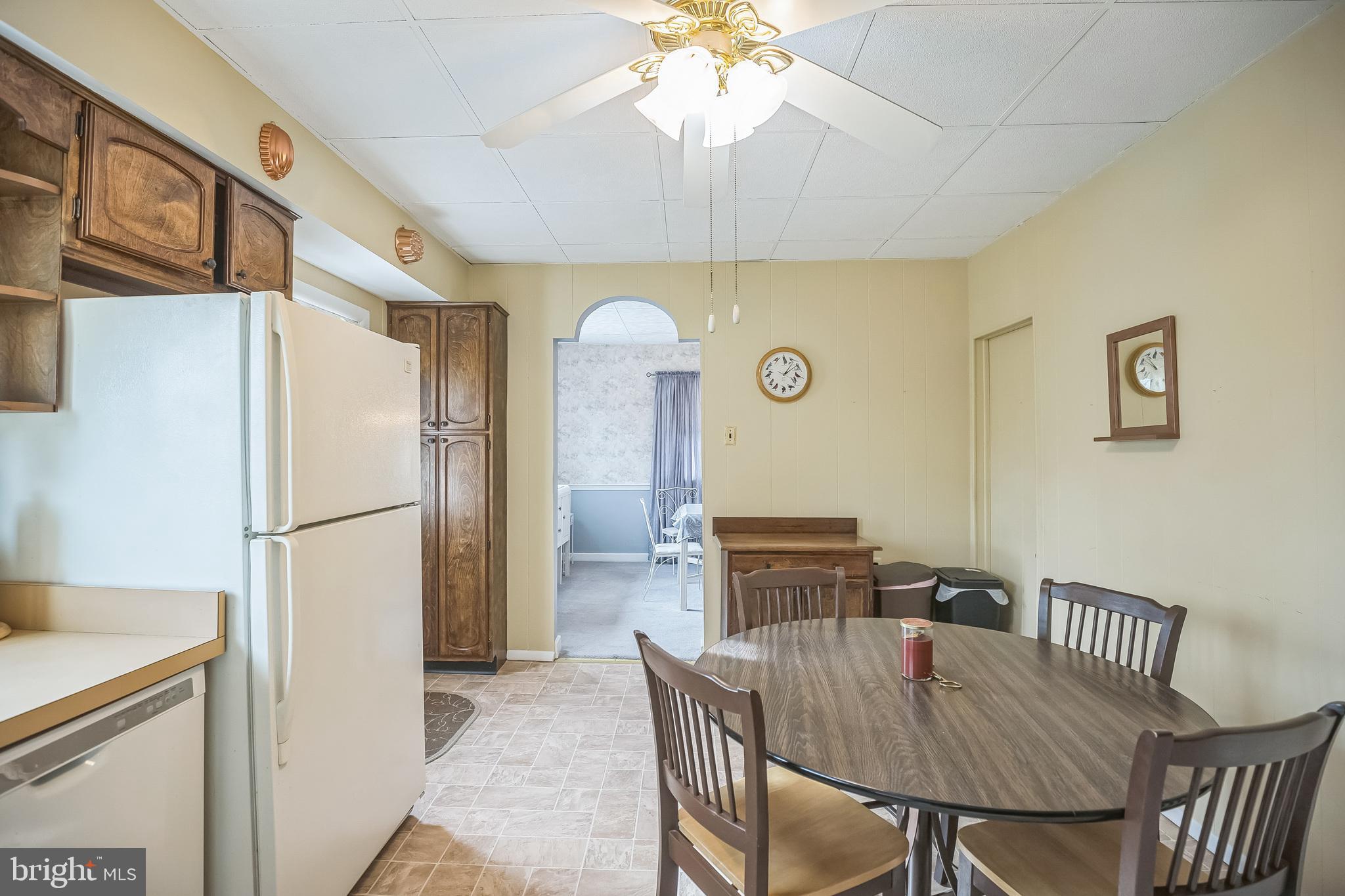 142 Oxford Road Cinnaminson, NJ 08077 - Photo 12 of 37 Gallery Image 12