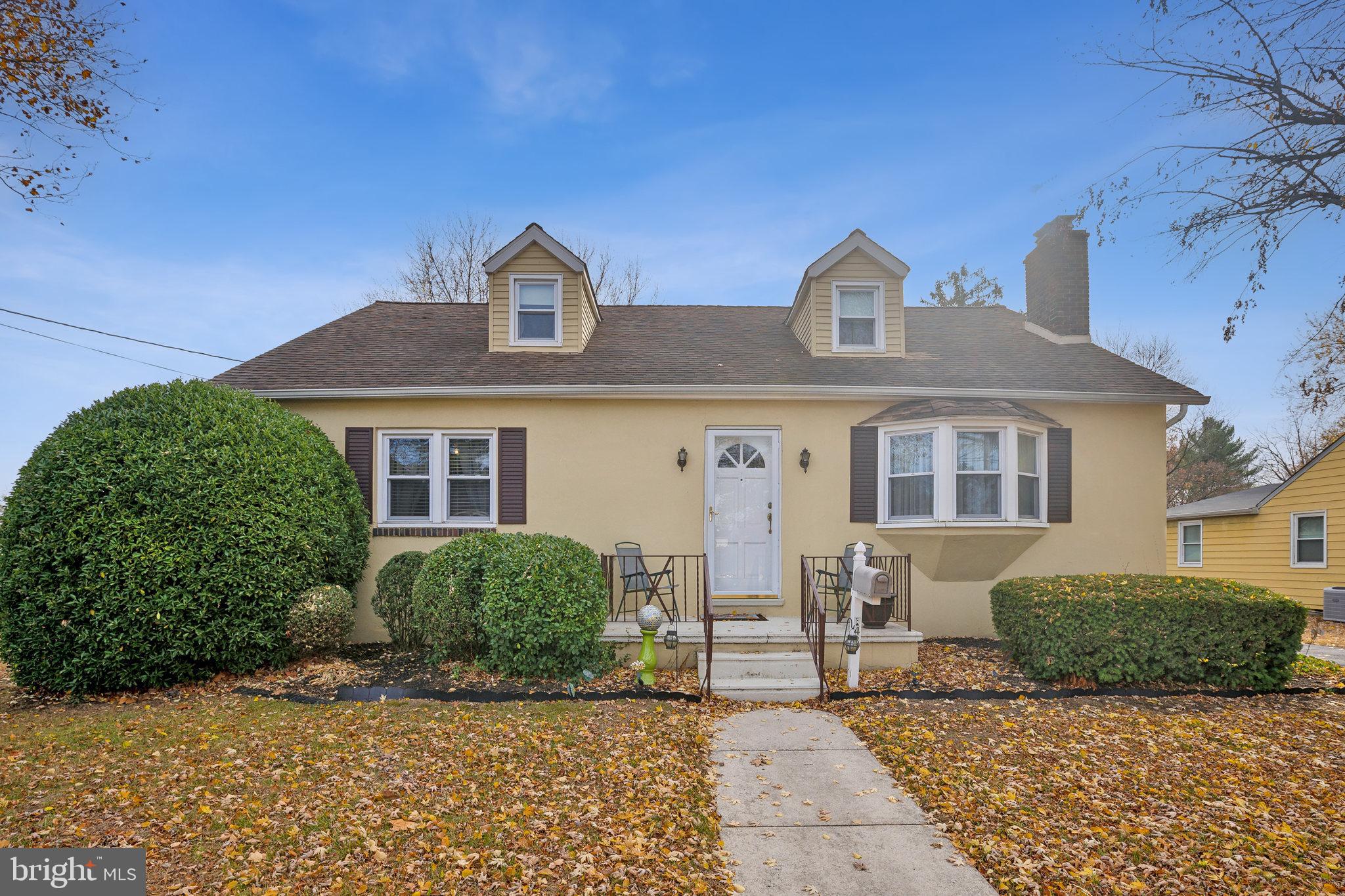 142 Oxford Road Cinnaminson, NJ 08077 - Photo 2 of 37 Gallery Image 2