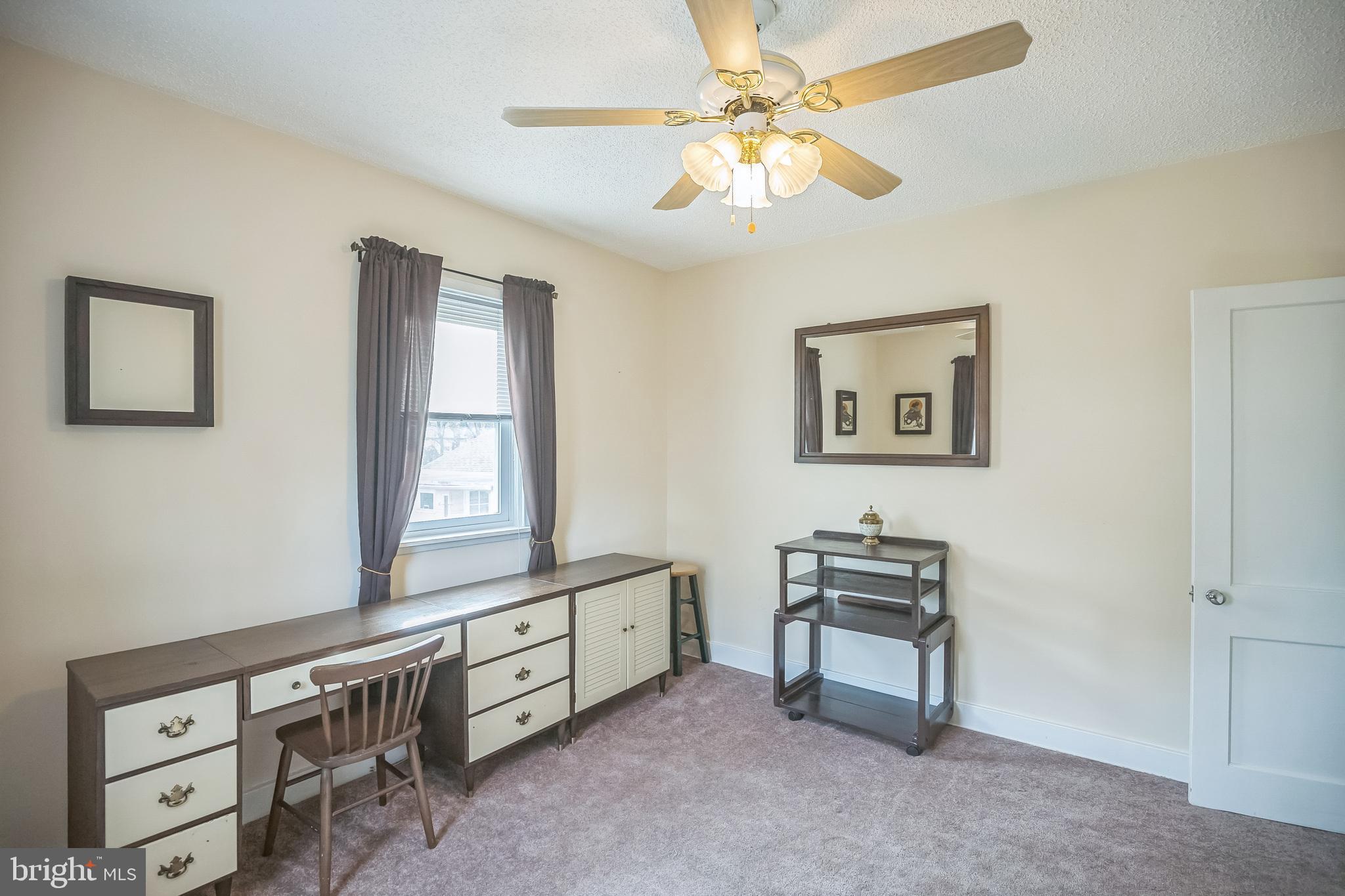 142 Oxford Road Cinnaminson, NJ 08077 - Photo 23 of 37 Gallery Image 23