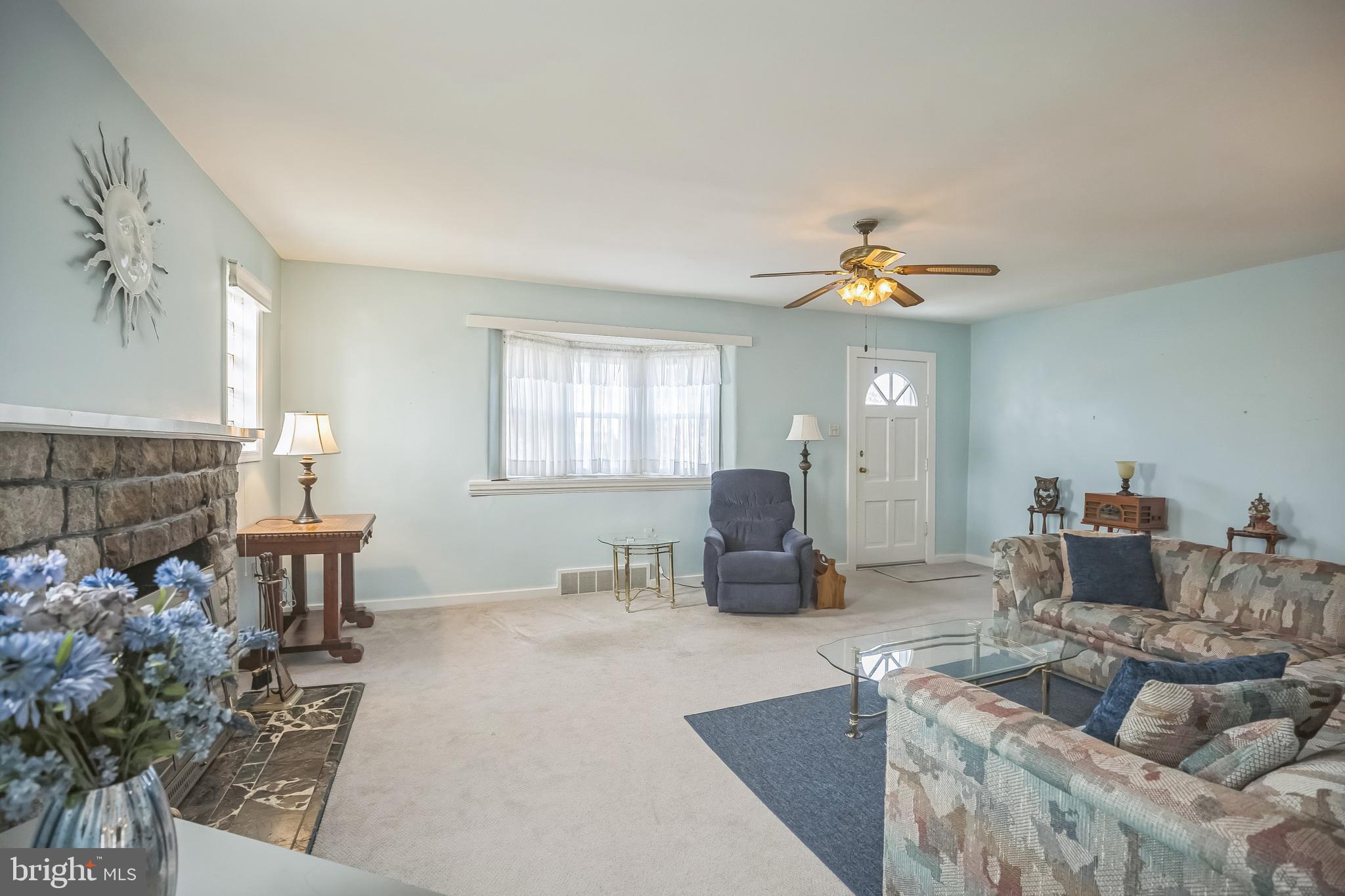 142 Oxford Road Cinnaminson, NJ 08077 - Photo 8 of 37 Gallery Image 8