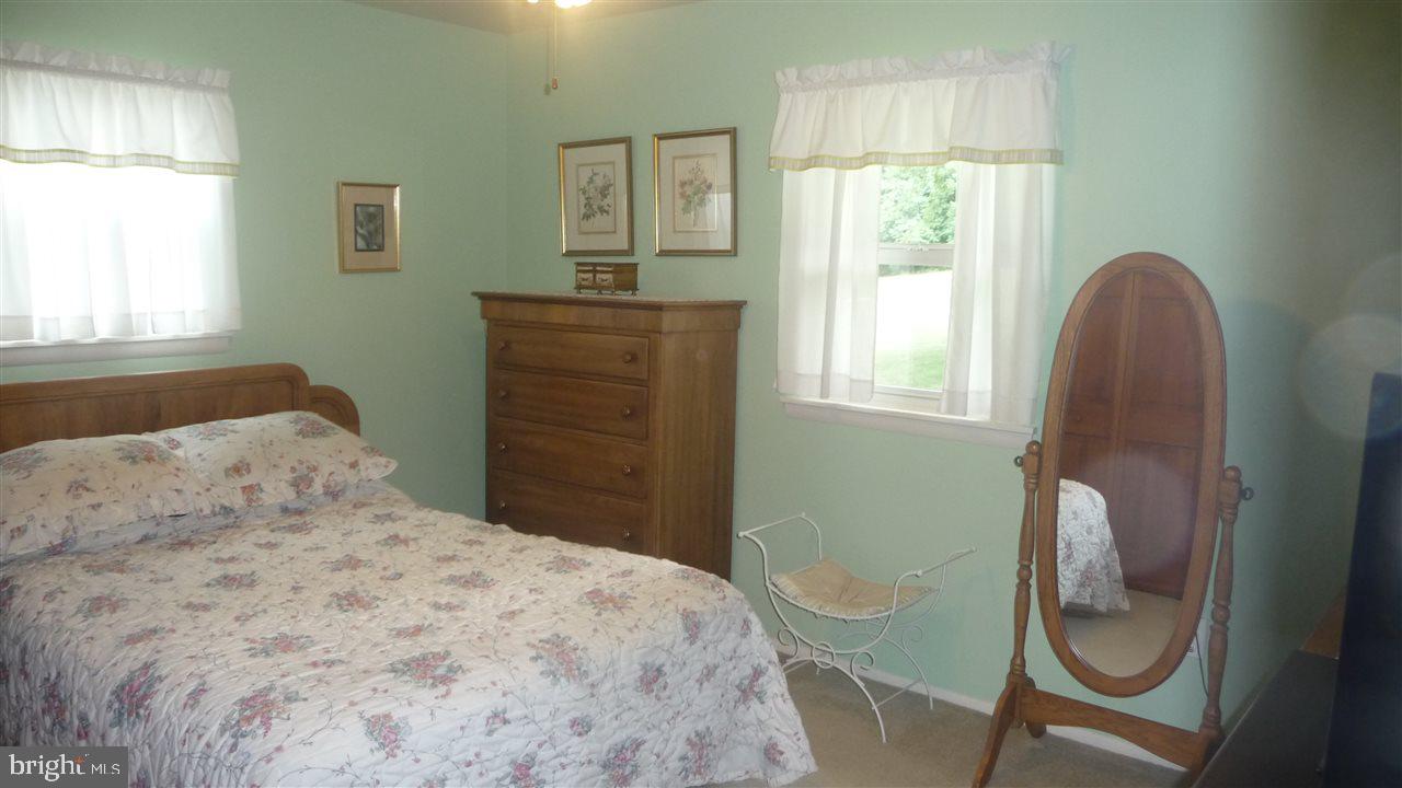 244 Lay Road Delta, PA 17314 - Photo 11 of 37 Gallery Image 11