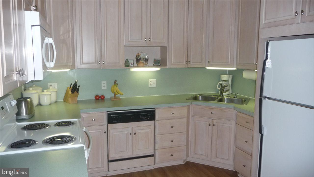 244 Lay Road Delta, PA 17314 - Photo 3 of 37 Gallery Image 3