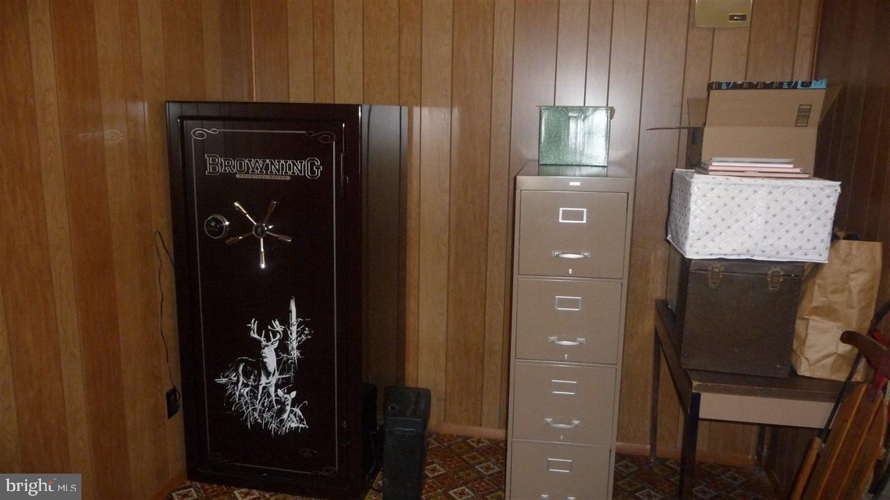 244 Lay Road Delta, PA 17314 - Photo 21 of 37 Gallery Image 21