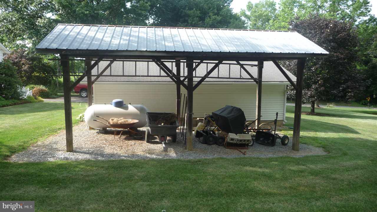 244 Lay Road Delta, PA 17314 - Photo 32 of 37 Gallery Image 32