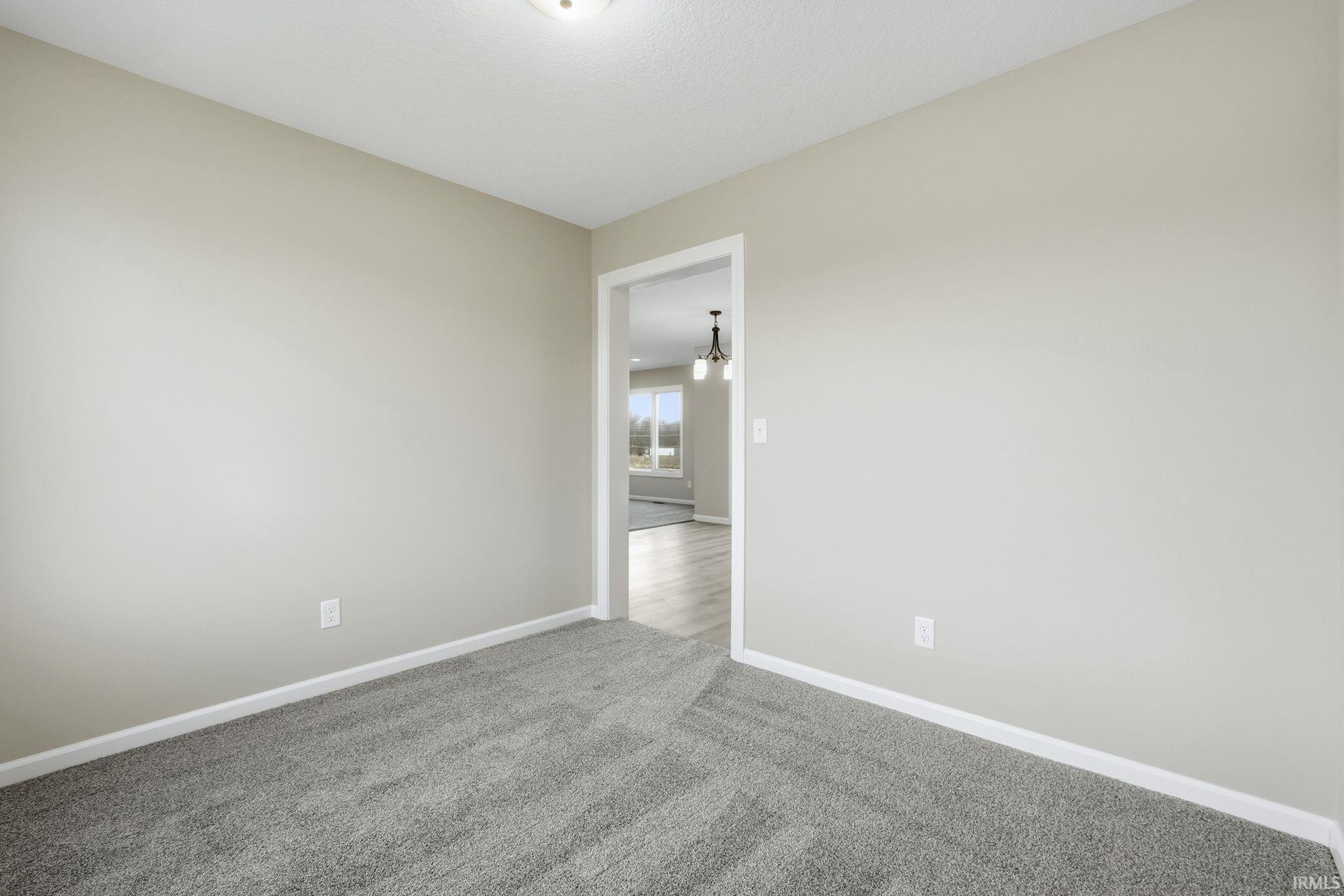 180 Longrifle Road Warsaw, IN 46580 - Photo 20 of 36 Gallery Image 20