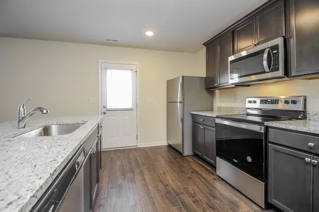 $1,795 | 130 Westcott Street, La Vergne, TN 37086