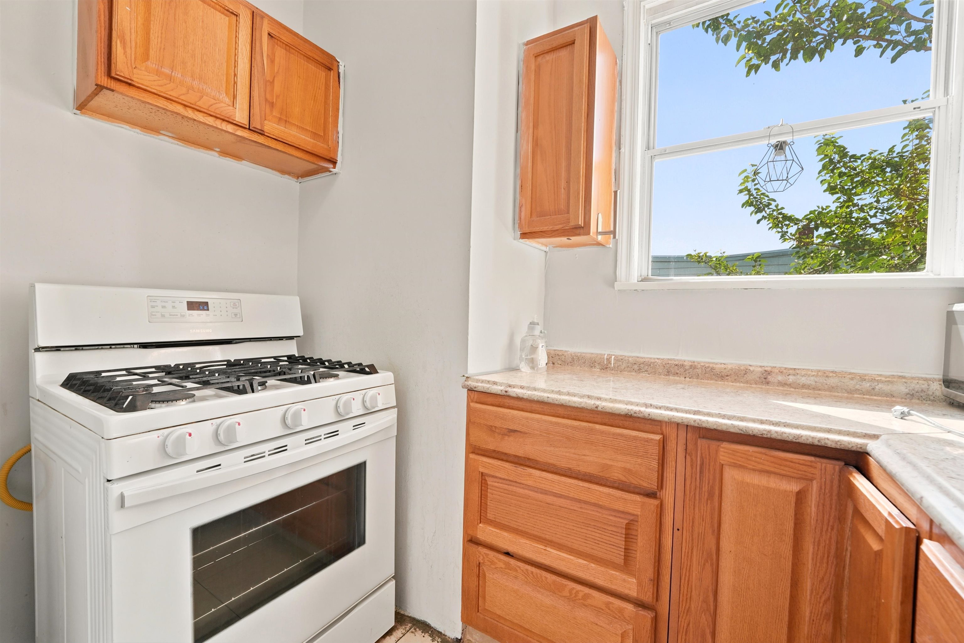 25 West 19th Street, Unit 2 Bayonne, NJ 07002 - Photo 5 of 14
