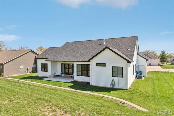 $515,000 | 1407 Crimson King Way, Troy, IL 62294