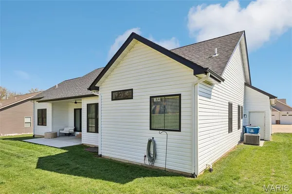 $515,000 | 1407 Crimson King Way, Troy, IL 62294