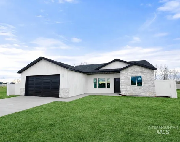 $385,000 | 497 Eclipse Drive, Twin Falls, ID 83301