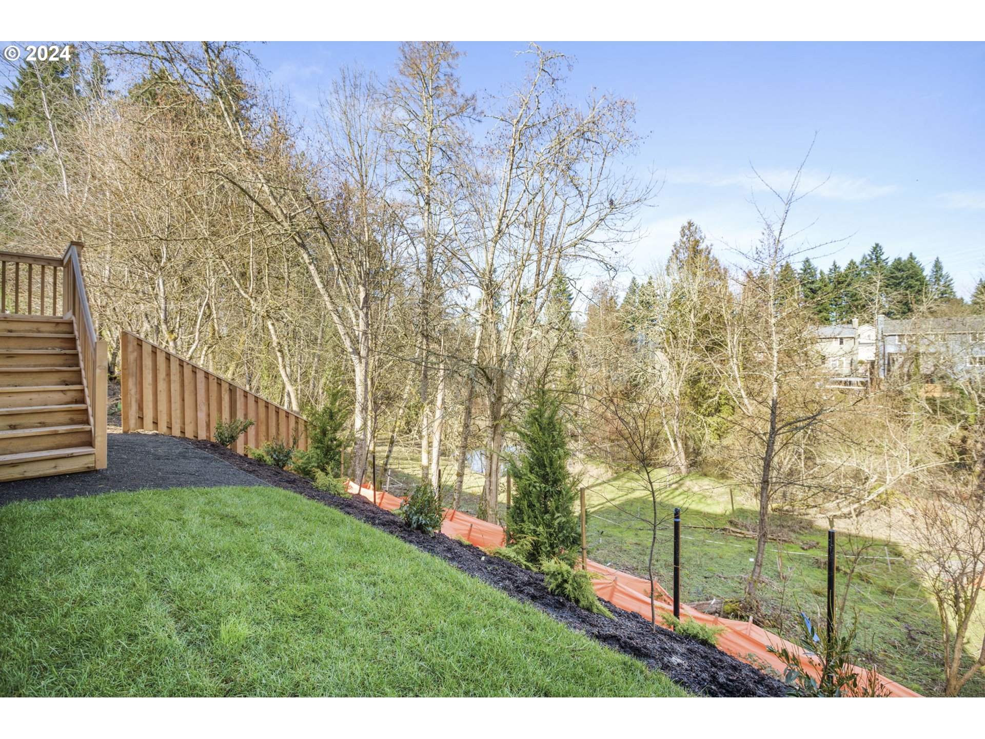 7233 Northeast Ridge Drive Hillsboro, OR 97124 - Photo 22 of 24 a view of backyard with green space