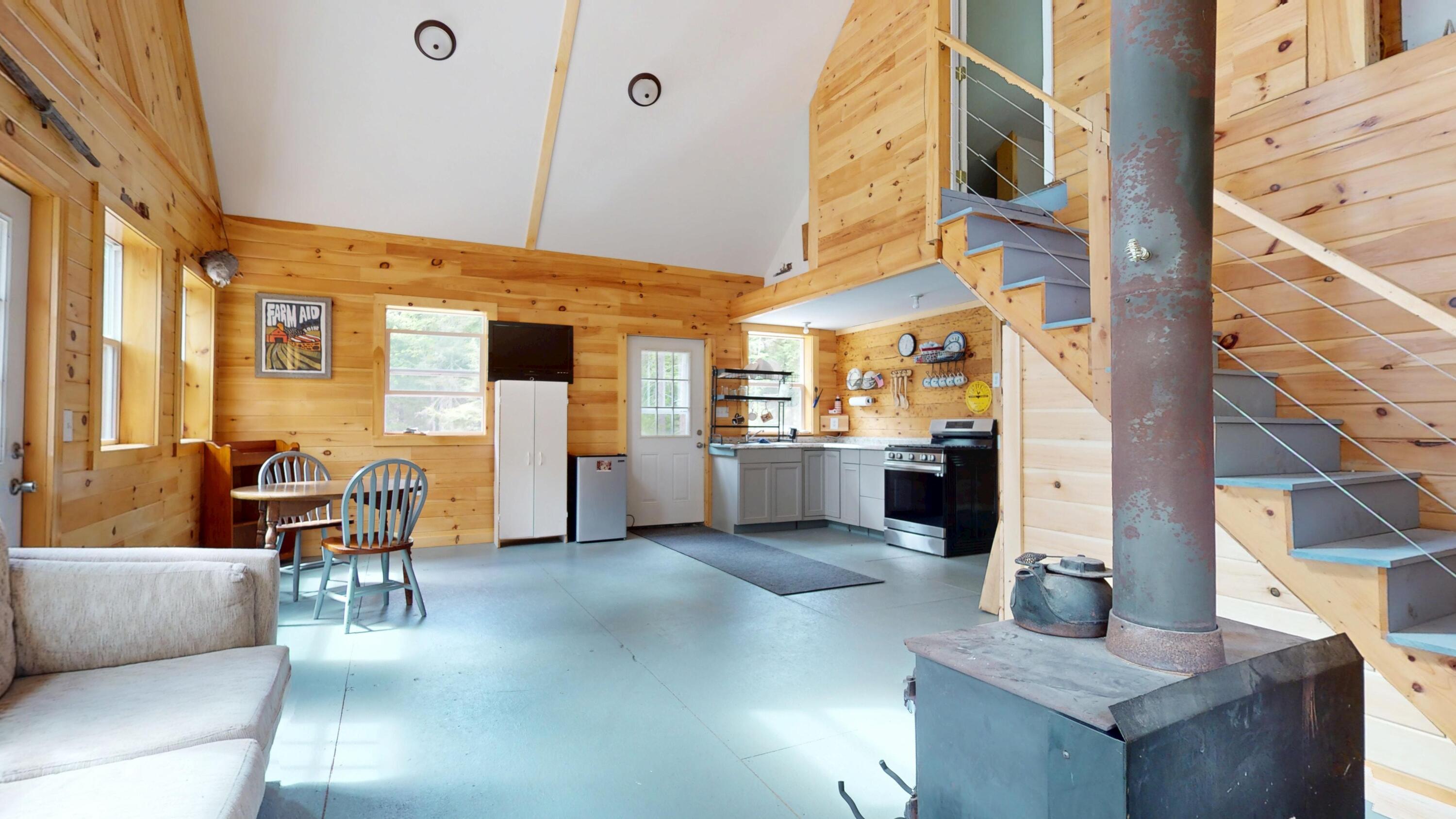 121 Loop Road Lincoln, ME 04457 - Photo 12 of 35 121-Loop-rd-05312025_085035