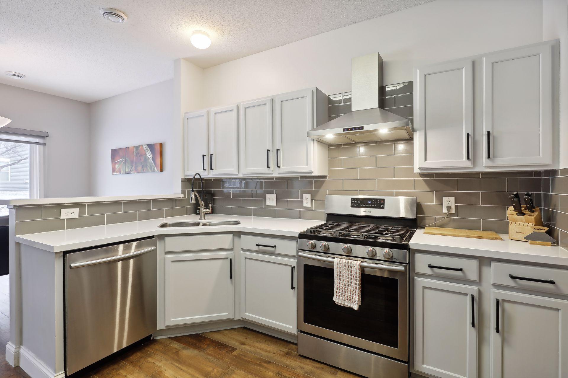 6885 Folkestone Road, Unit 713 Apple Valley, MN 55124 - Photo 17 of 40 Gallery Image 17
