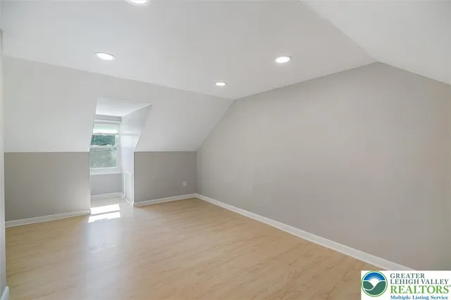 $1,700 | 41 South Warren Street, Easton, PA 18042