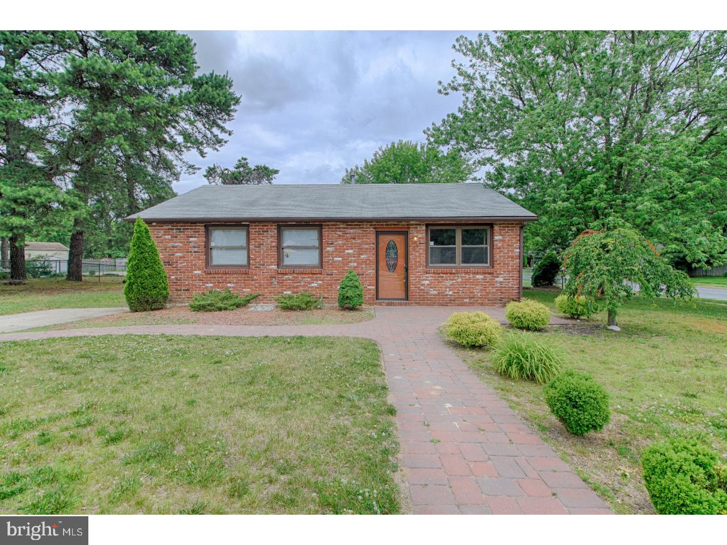 21 Ray Smith Road Sicklerville, NJ 08081 - Photo 1 of 1 Exterior Front