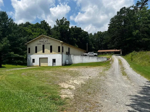 $310,000 | 34881 U Highway South, Gretna, VA 24557