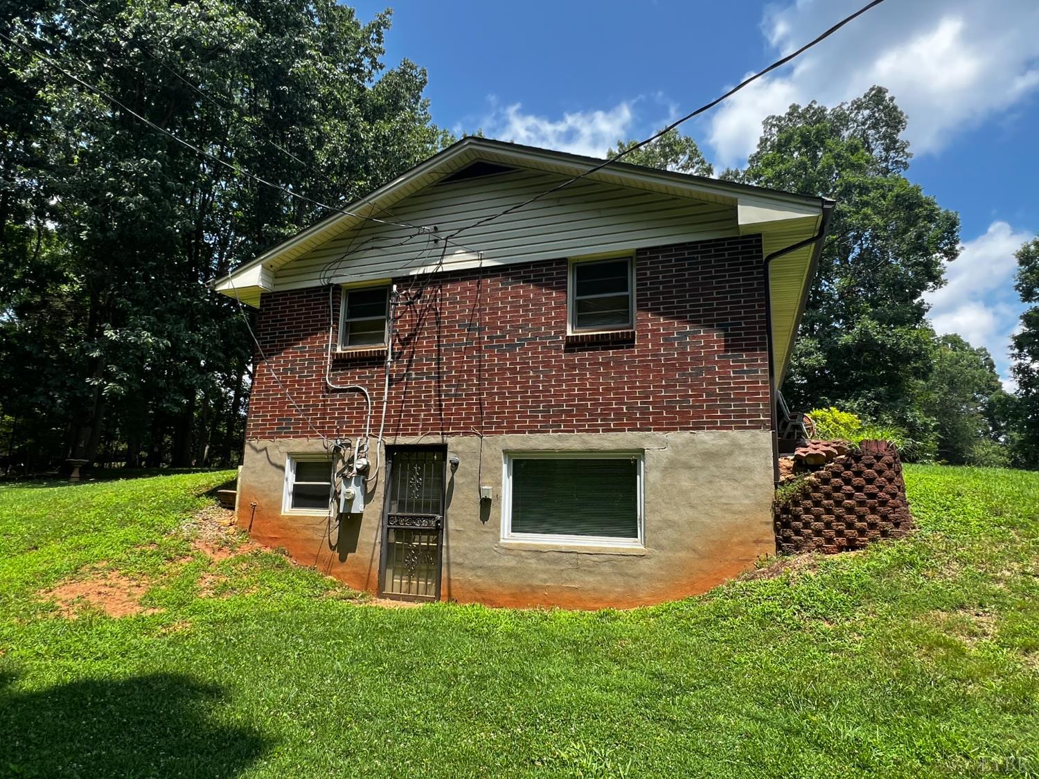 34881 U Highway South Gretna, VA 24557 - Photo 6 of 29