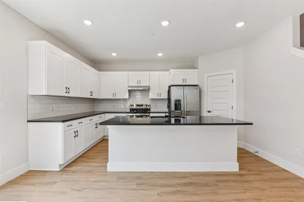 $2,582 | 9311 Curious Squirrel Street, Austin, TX 78744