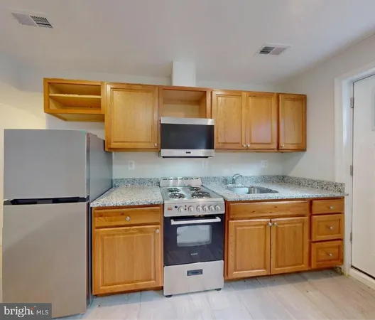 $1,550 | 4230 6th Street Southeast, Unit 2, Washington, DC 20032