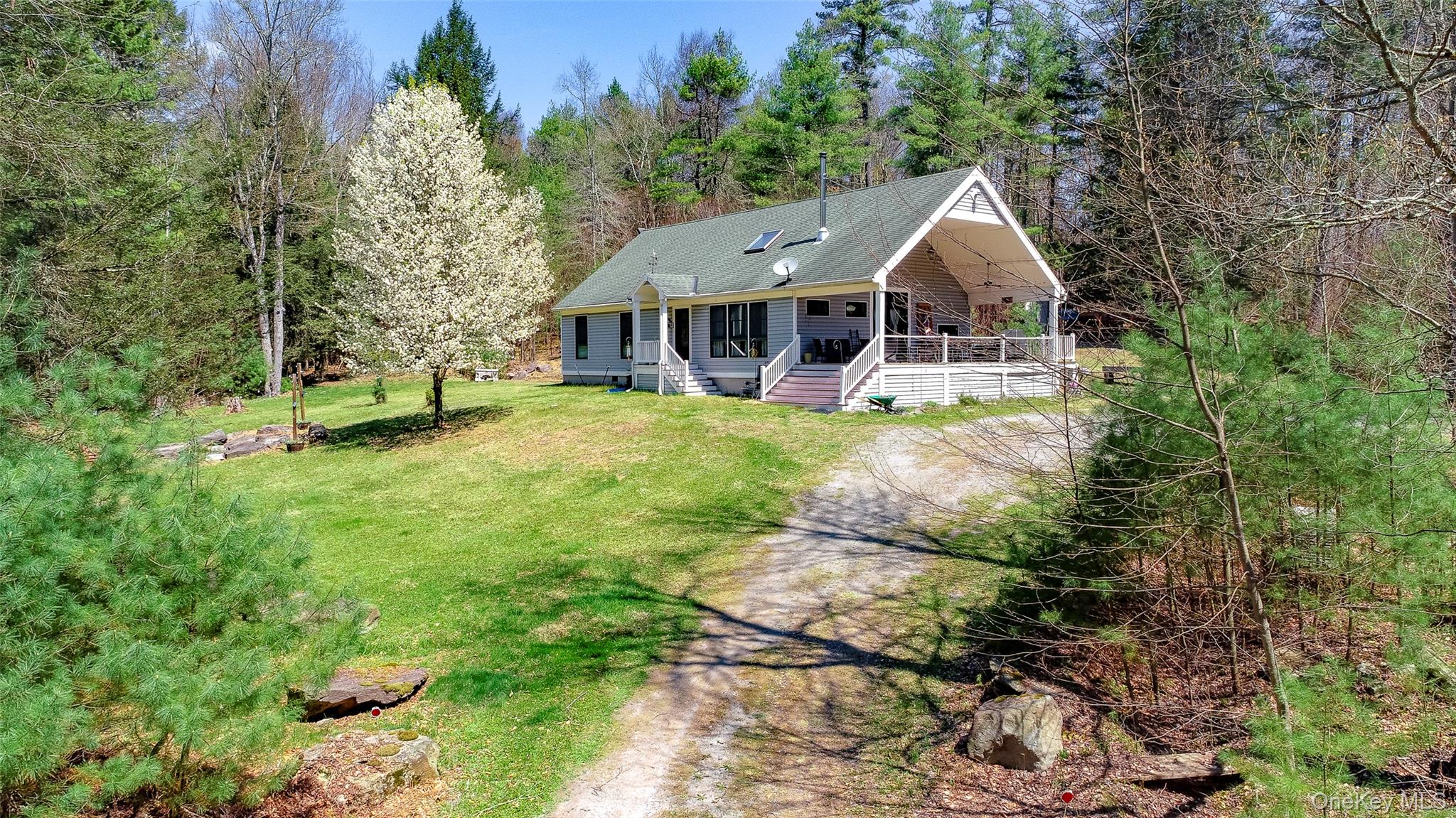 465 Schalck Road Narrowsburg, NY 12764 - Photo 2 of 31 Gallery Image 2