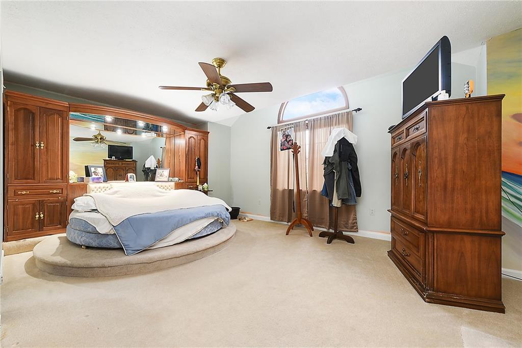 139 Countryview Drive McKees Rocks, PA 15136 - Photo 20 of 25 Gallery Image 20