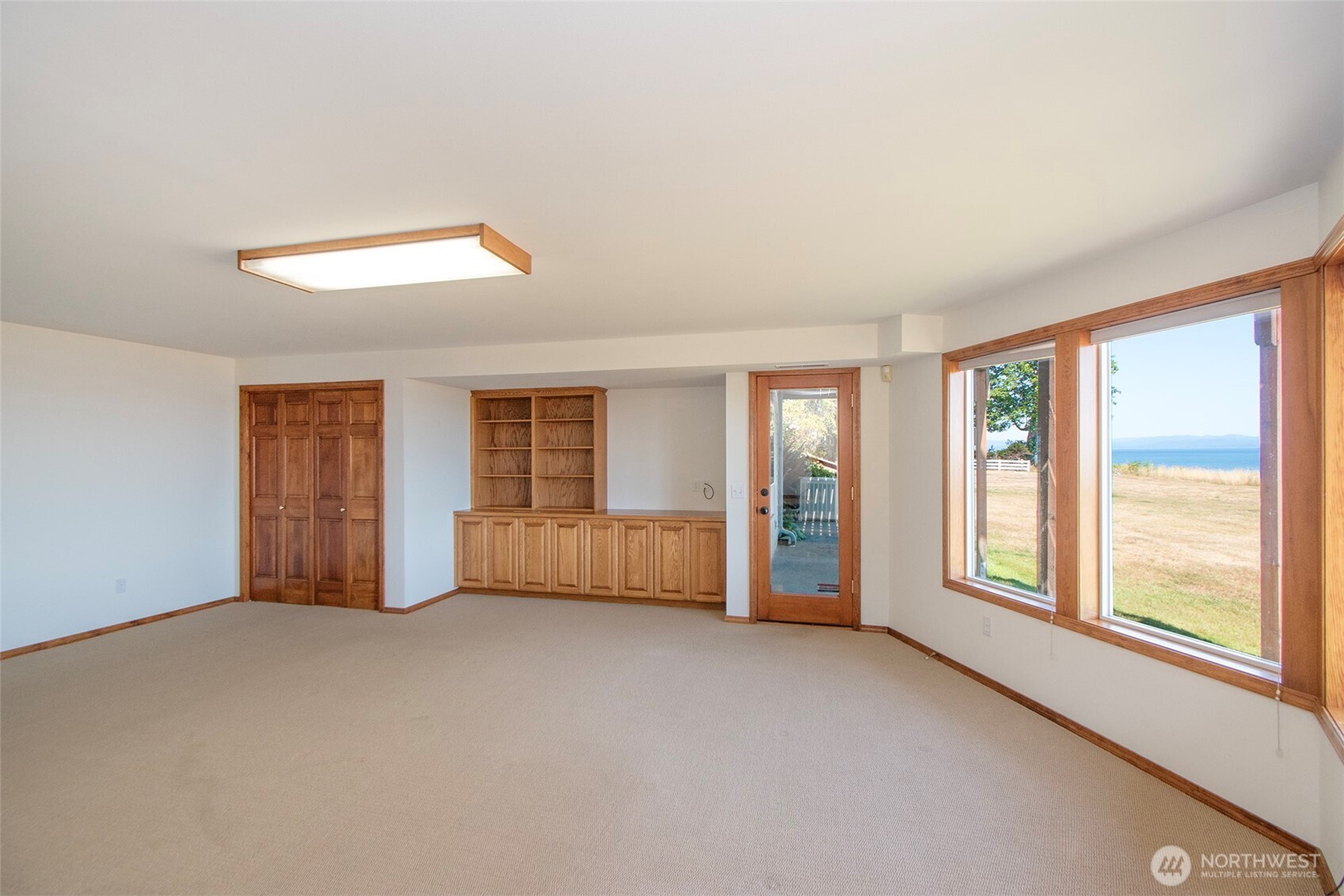 99 South Point Road Port Angeles, WA 98363 - Photo 28 of 40 a view of an empty room with window