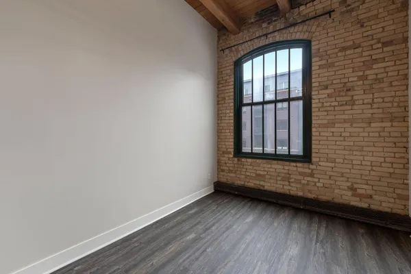 $2,150 | 400 North 1st Street, Unit 310, Minneapolis, MN 55401