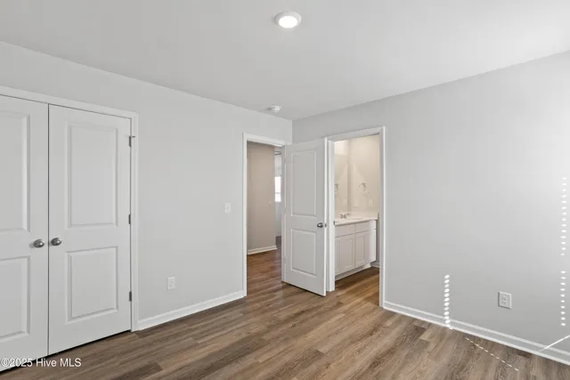 $311,640 | 621 South Squires Run Lane, Richlands, NC 28574