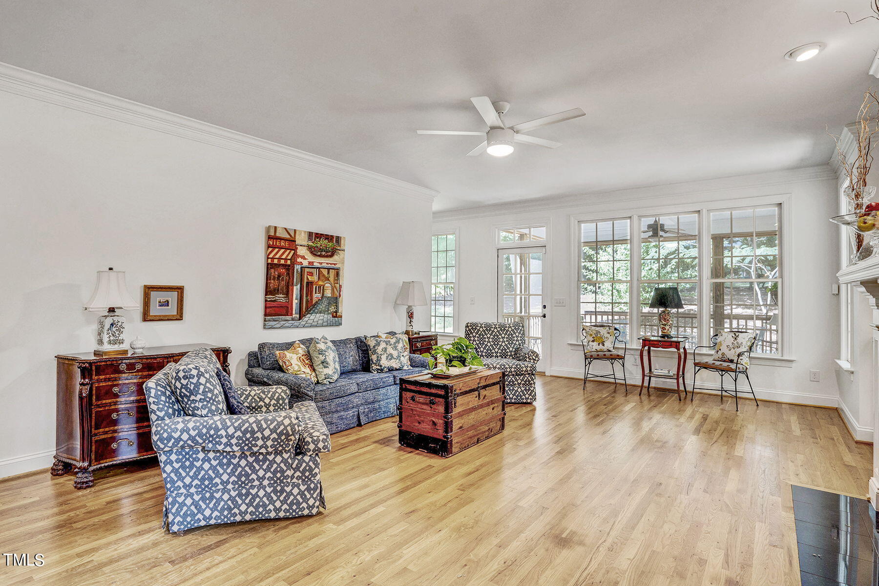 2217 Lash Avenue Raleigh, NC 27607 - Photo 9 of 30 10-web-or-mls-2217 Lash Ave-10