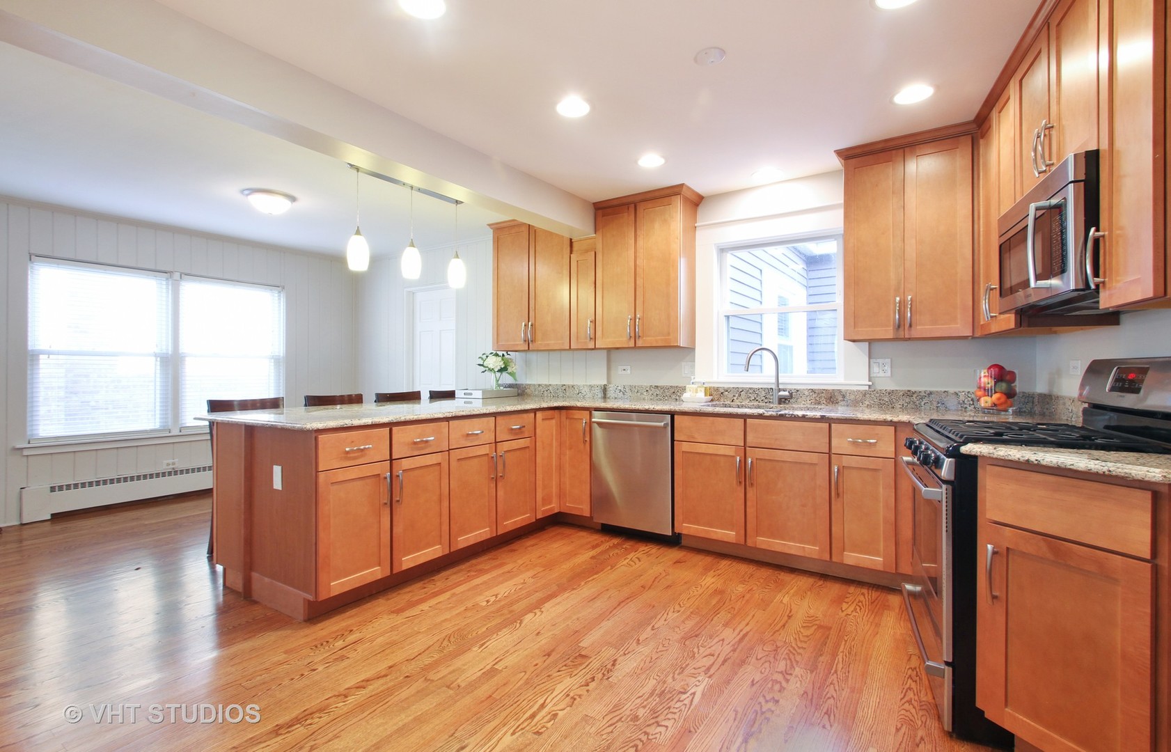 1155 Willow Road Winnetka, IL 60093 - Photo 6 of 17