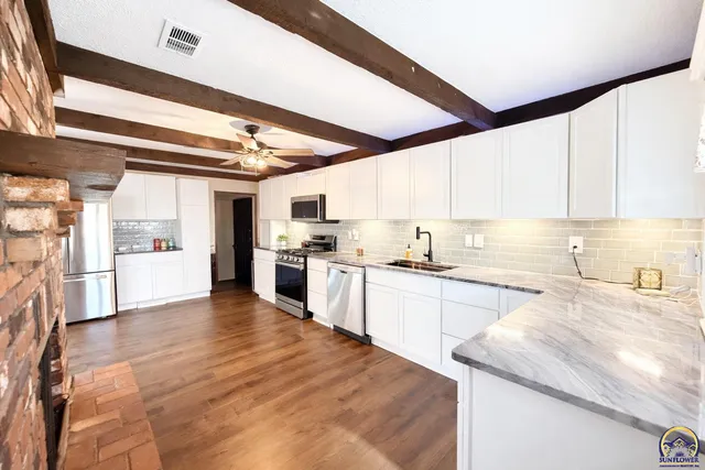 $614,999 | 14762 175th Street, Nortonville, KS 66060