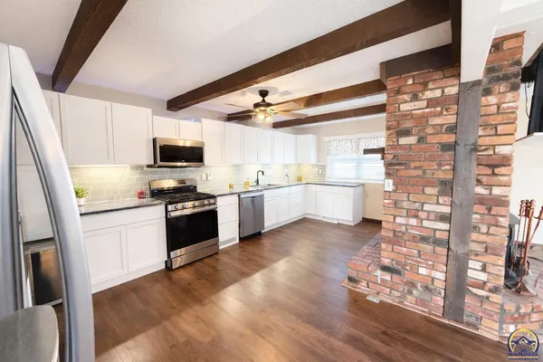 $599,000 | 14762 175th Street, Nortonville, KS 66060