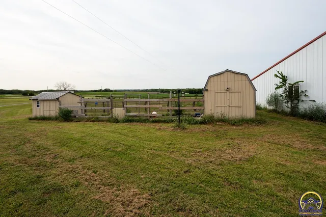 $614,999 | 14762 175th Street, Nortonville, KS 66060