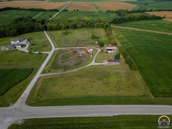 $575,000 | 14762 175th Street, Nortonville, KS 66060