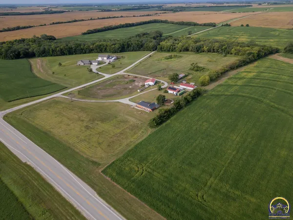 $575,000 | 14762 175th Street, Nortonville, KS 66060