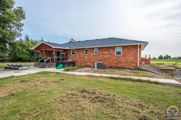 $575,000 | 14762 175th Street, Nortonville, KS 66060