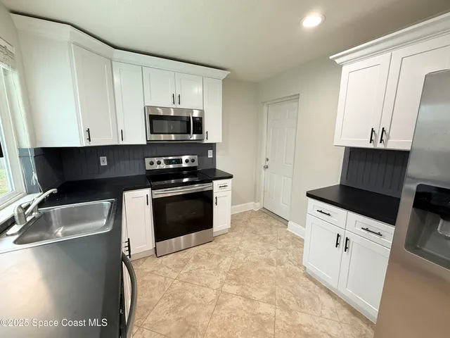 $2,350 | 320 Duet Avenue, Merritt Island, FL 32952