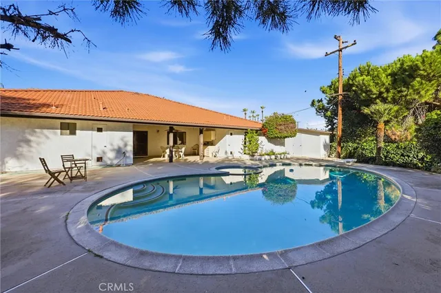 $1,225,000 | 612 West 17th Street, Upland, CA 91784